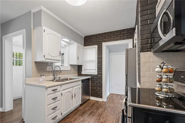 $350,000 | 2118 Tauromee Avenue, Kansas City, KS 66102