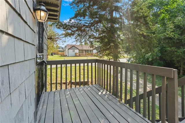 $350,000 | 2118 Tauromee Avenue, Kansas City, KS 66102