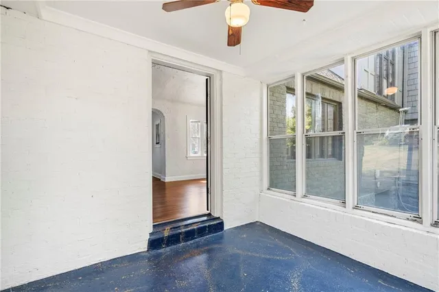 $350,000 | 2118 Tauromee Avenue, Kansas City, KS 66102