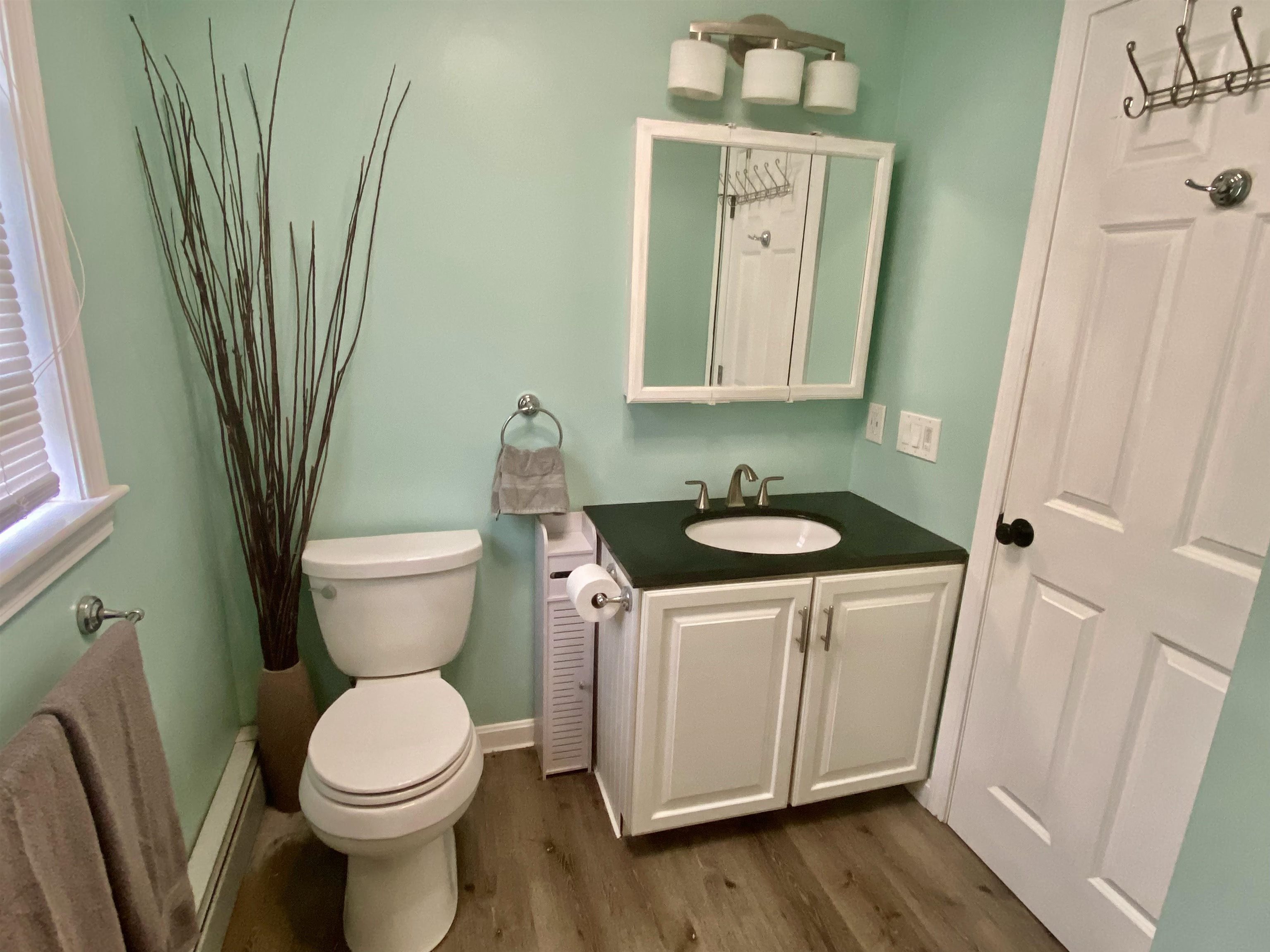 59 Varney Road Dover, NH 03820 - Photo 8 of 14
