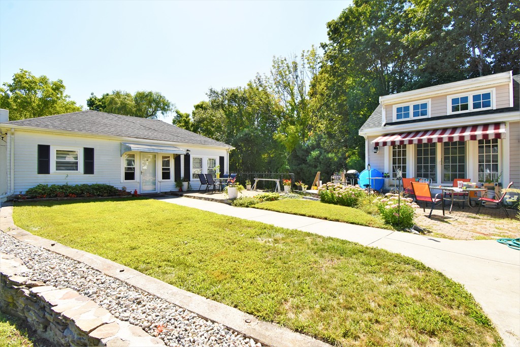 205 East Spring Street Avon, MA 02322 - Photo 5 of 23 Gallery Image 5