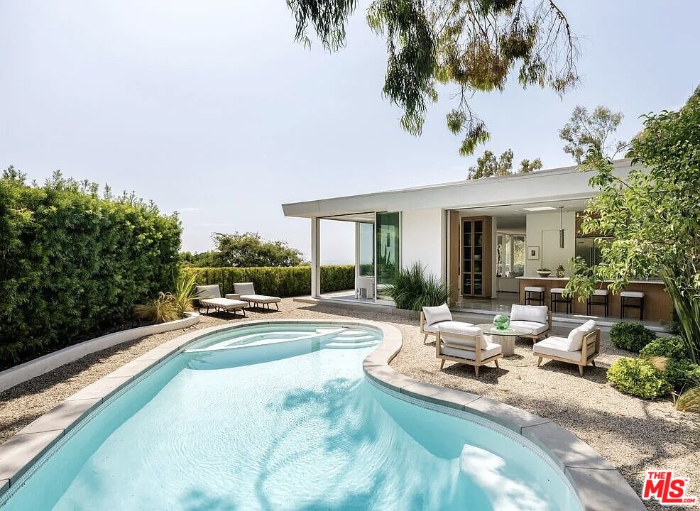 1375 North Wetherly Drive, Los Angeles, CA 90069 Compass