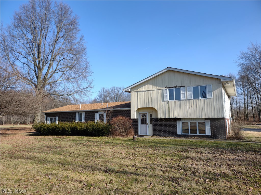 6231 Weaver Road Berlin Center, OH 44401 - Photo 3 of 34 Gallery Image 3