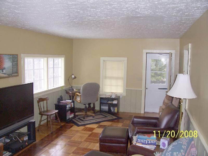 2053 Spring Creek Station Road Renick, WV 24966 - Photo 5 of 14 Living room