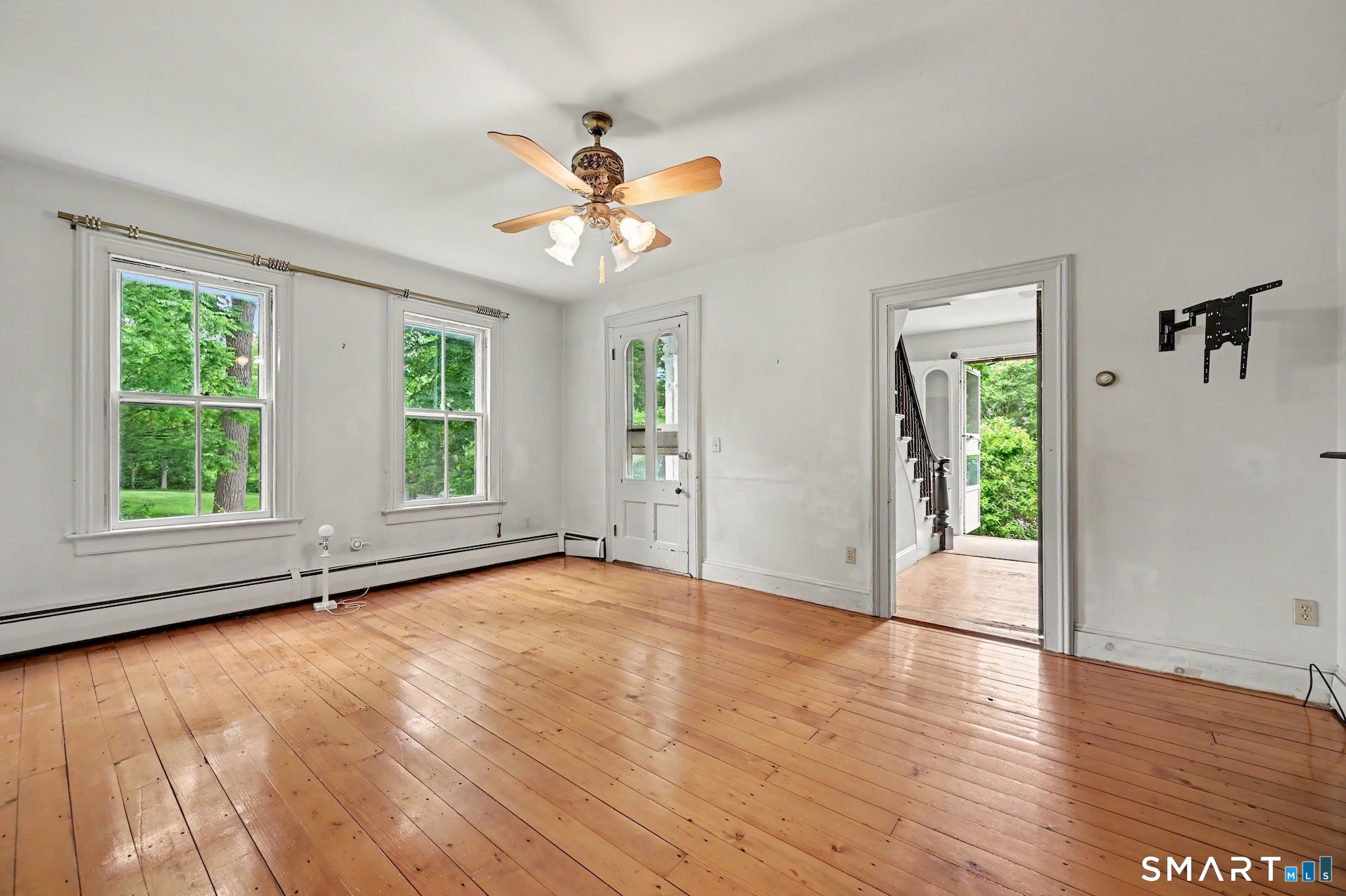 33 Hatch Road Bridgewater, CT 06752 - Photo 5 of 40