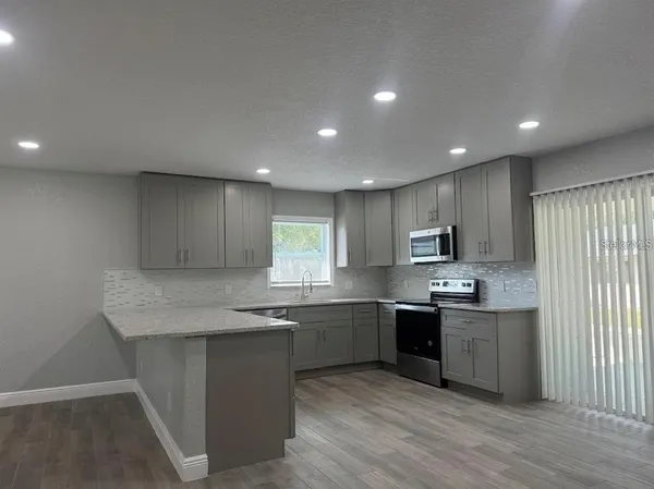 $1,400 | 1916 Verano Drive, Unit 1916B, Haines City, FL 33844