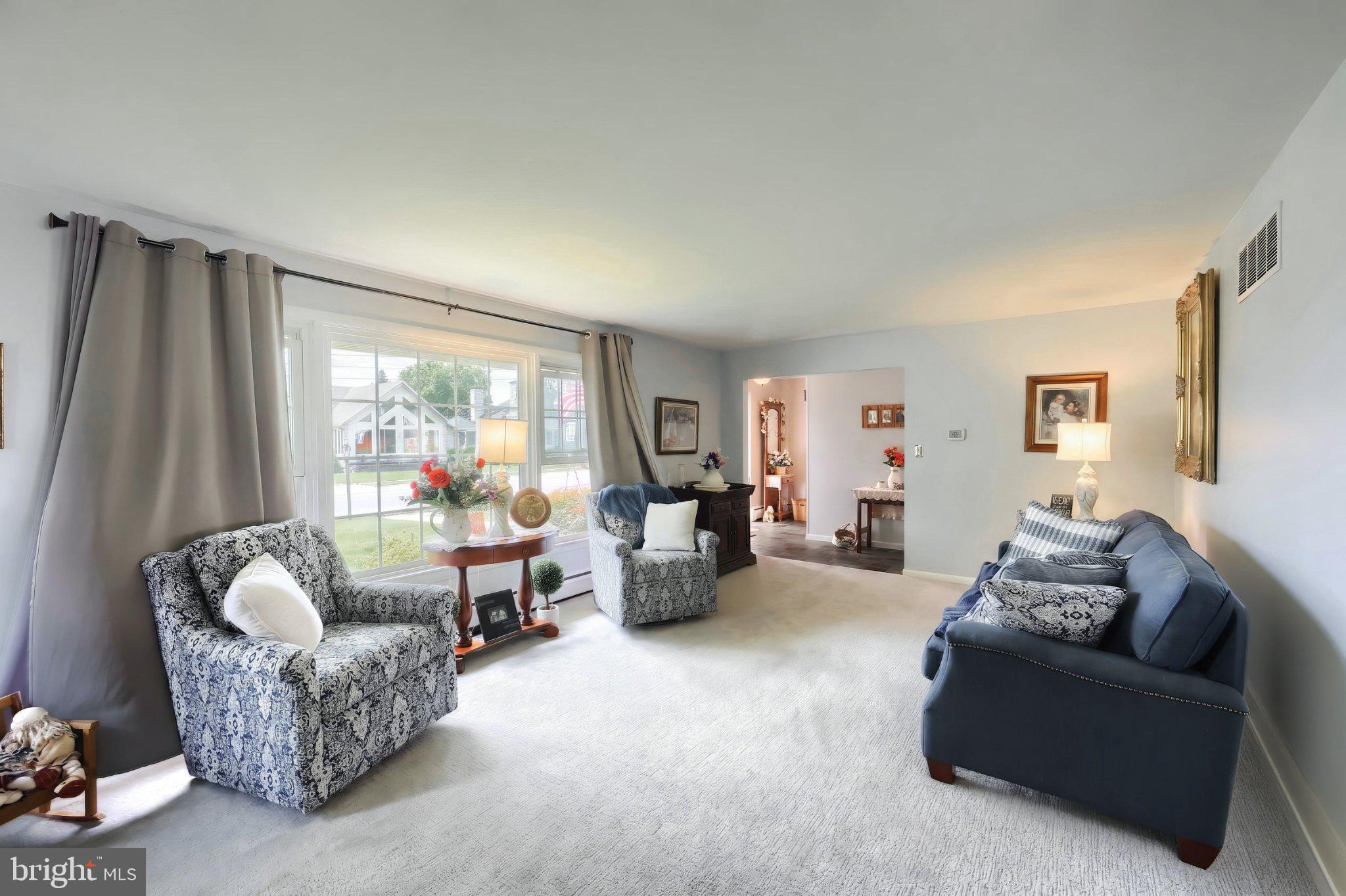 1001 Broadway Hanover, PA 17331 - Photo 24 of 50 Bright and inviting living space.