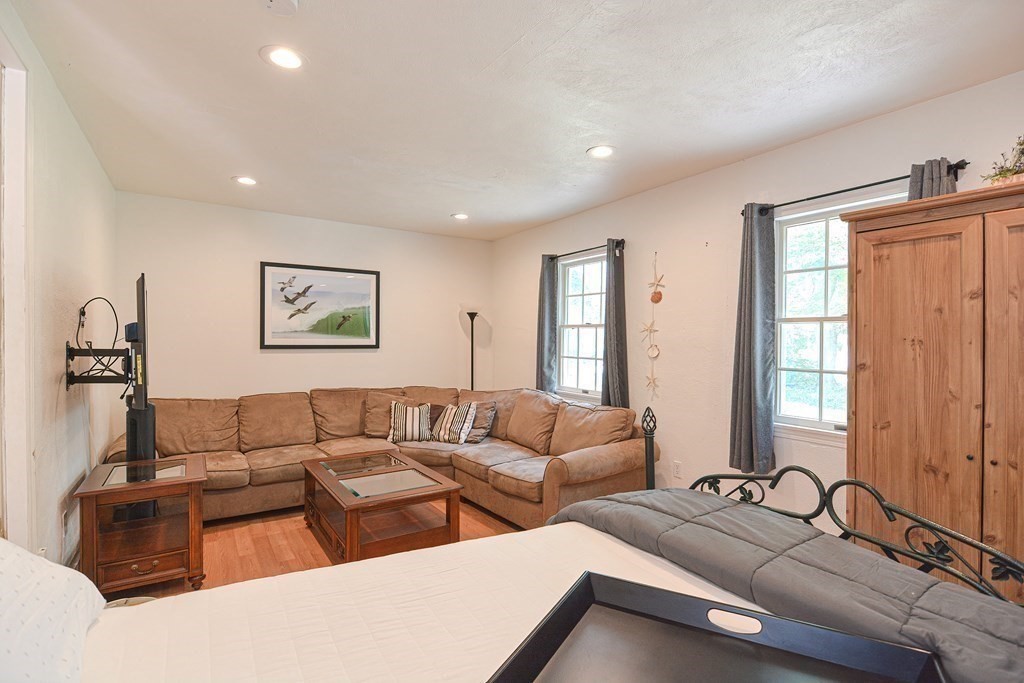 10 Elton Road Yarmouth, MA 02673 - Photo 12 of 37