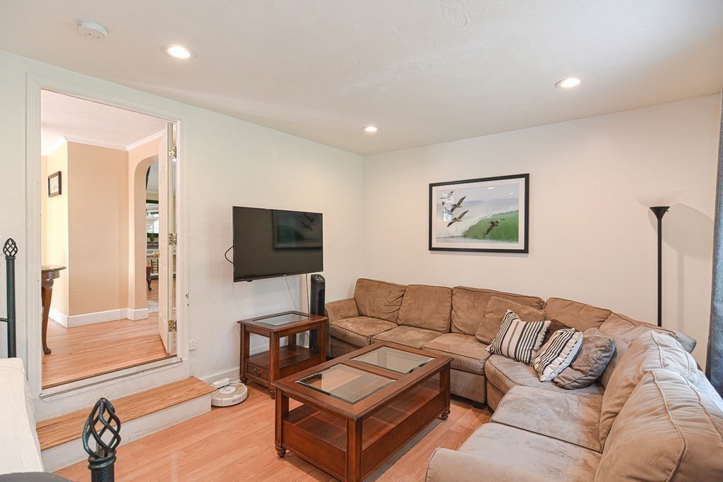 10 Elton Road Yarmouth, MA 02673 - Photo 13 of 37