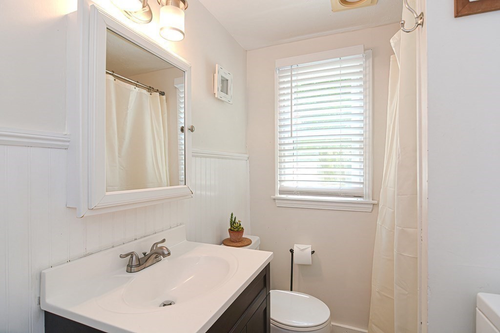 10 Elton Road Yarmouth, MA 02673 - Photo 20 of 37