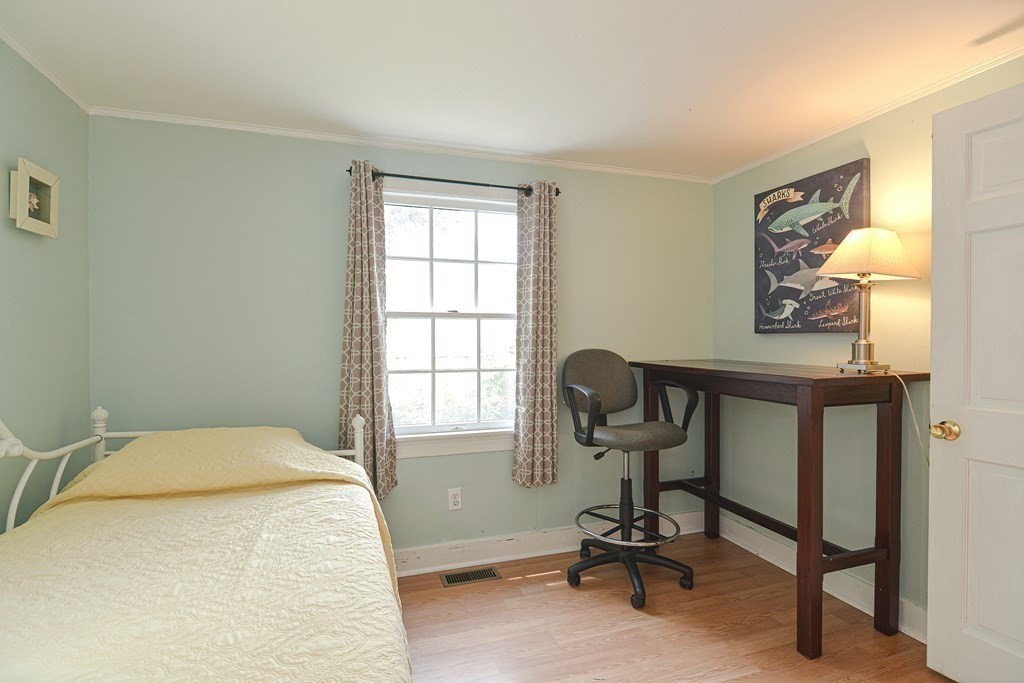 10 Elton Road Yarmouth, MA 02673 - Photo 22 of 37