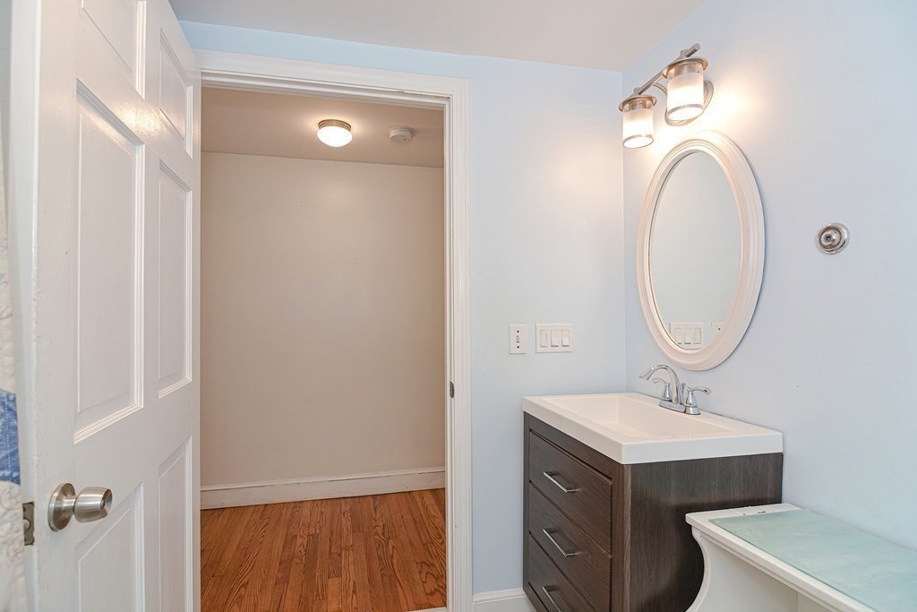 10 Elton Road Yarmouth, MA 02673 - Photo 27 of 37