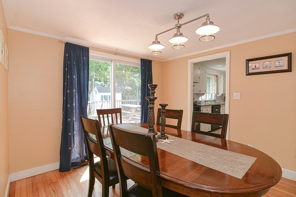 10 Elton Road Yarmouth, MA 02673 - Photo 7 of 37