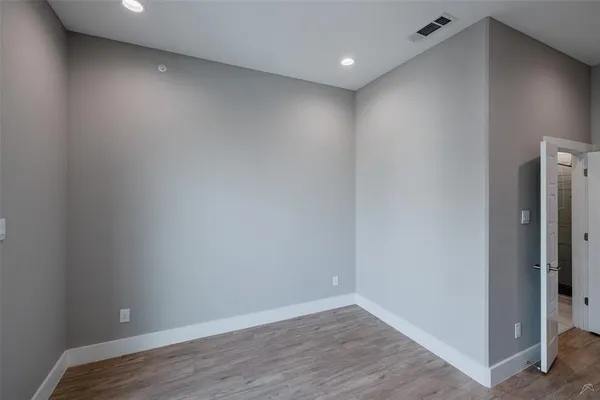 $390,000 | 111 Merritt Street, Unit 101, Fort Worth, TX 76114