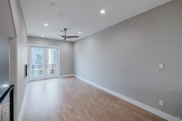 $390,000 | 111 Merritt Street, Unit 101, Fort Worth, TX 76114
