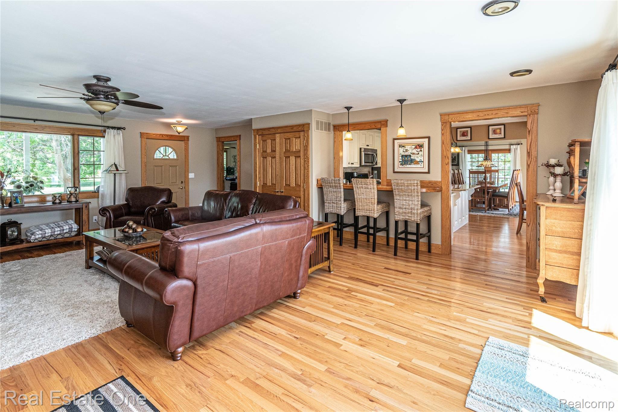 1490 Rose Center Road Fenton, MI 48430 - Photo 13 of 82 Family Room