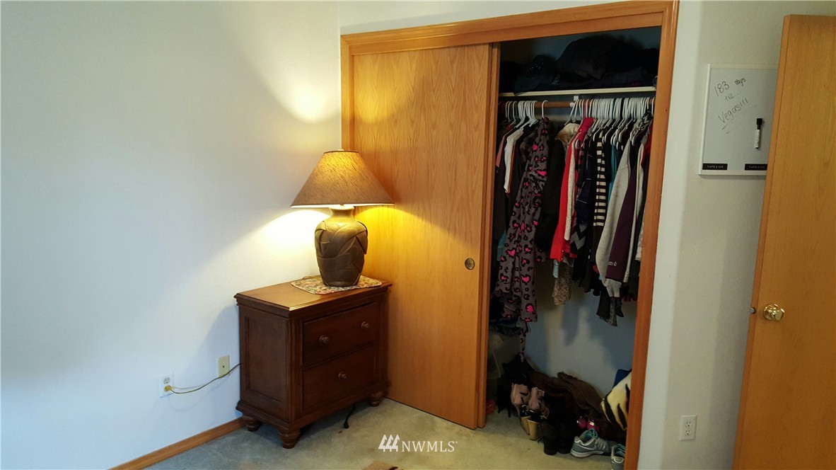 12717 Koeppen Road Southeast Rainier, WA 98576 - Photo 14 of 25 Gallery Image 14