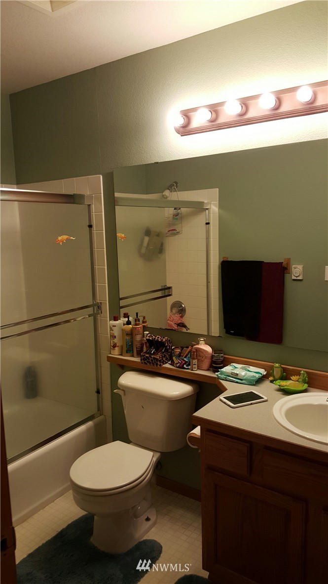 12717 Koeppen Road Southeast Rainier, WA 98576 - Photo 15 of 25 Gallery Image 15