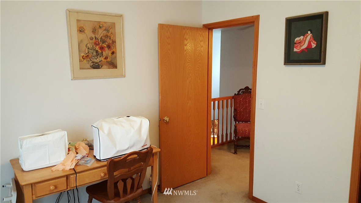 12717 Koeppen Road Southeast Rainier, WA 98576 - Photo 17 of 25 Gallery Image 17