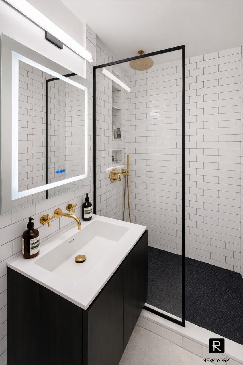 41 Jane Street, Unit 2B Manhattan, NY 10014 - Photo 7 of 10