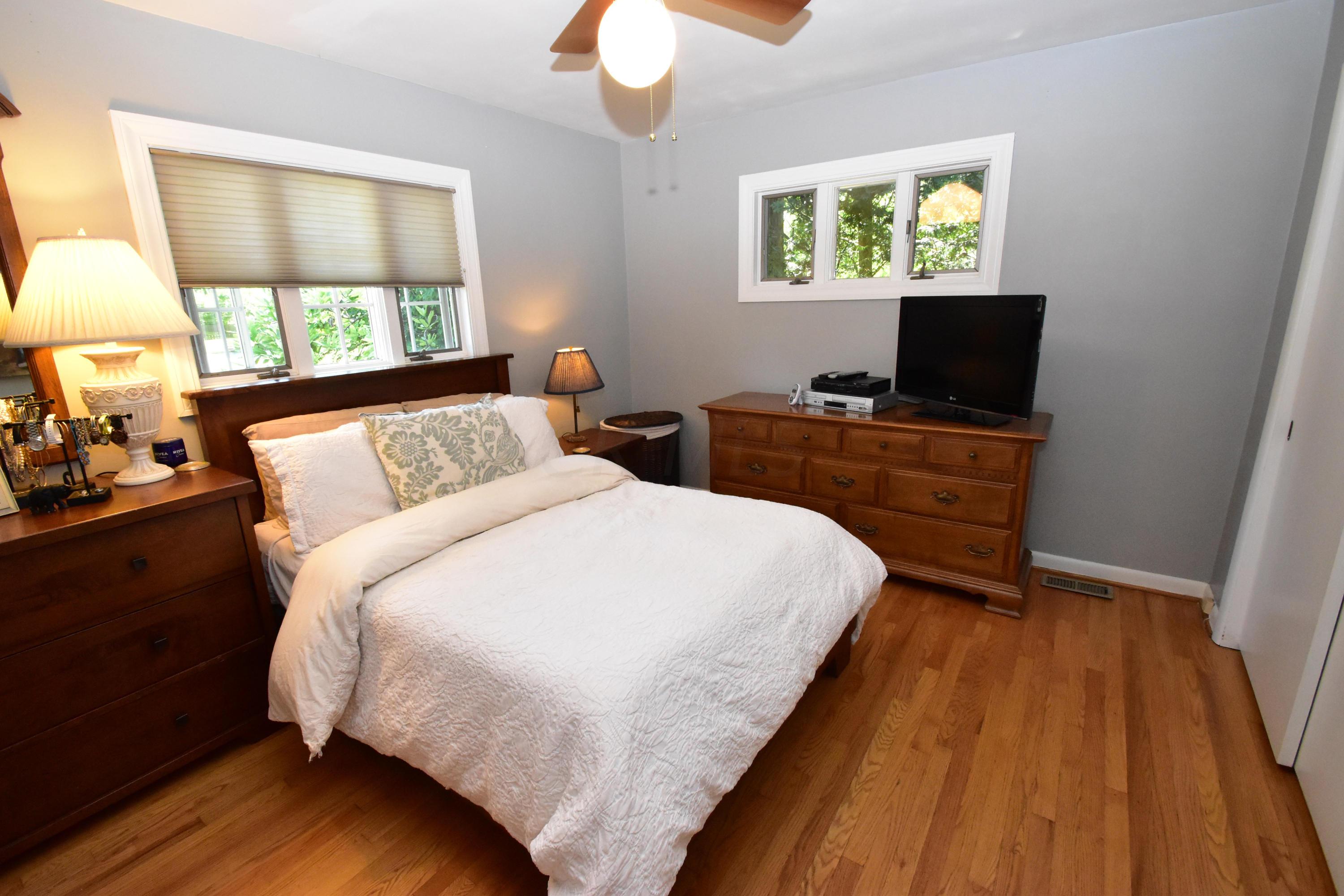3011 Oldham Road Columbus, OH 43221 - Photo 17 of 30