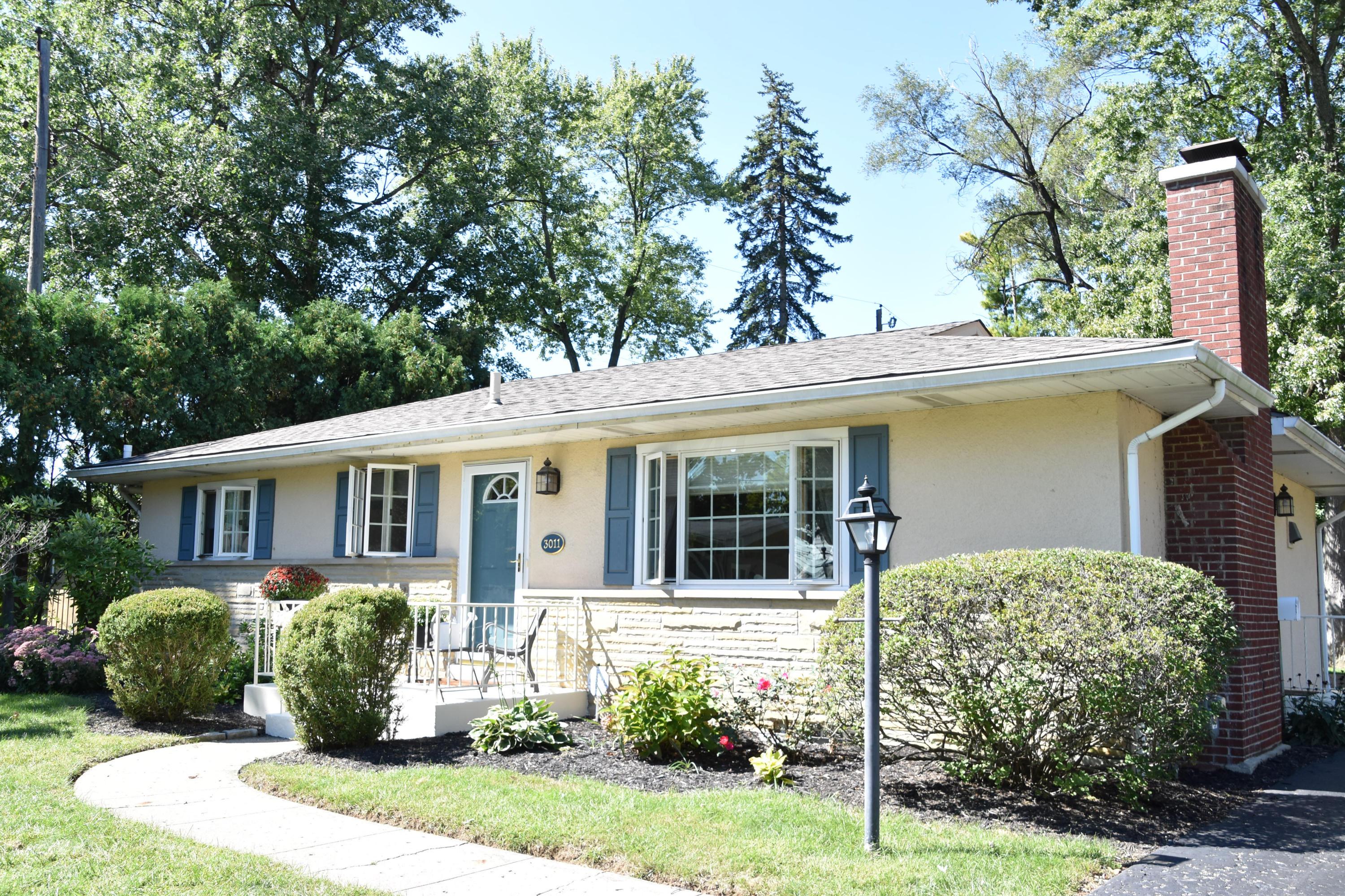 3011 Oldham Road Columbus, OH 43221 - Photo 2 of 30