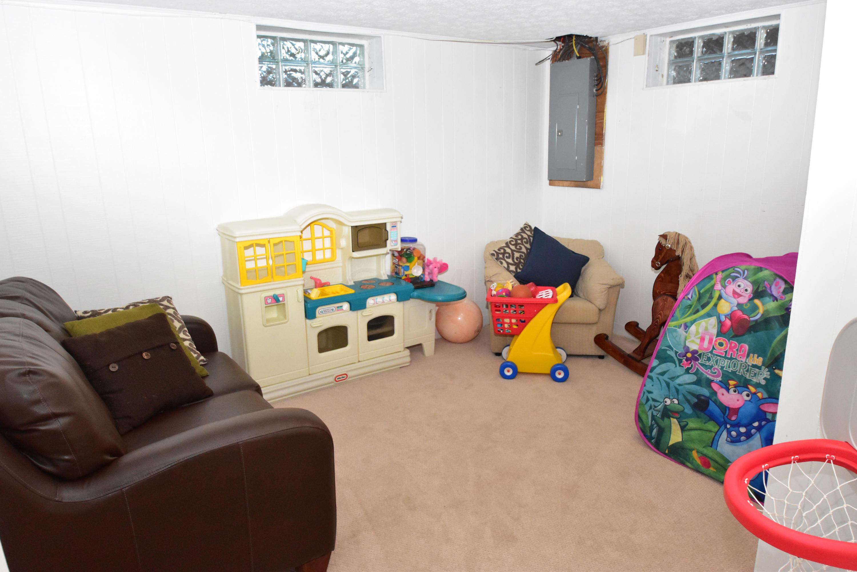 3011 Oldham Road Columbus, OH 43221 - Photo 22 of 30