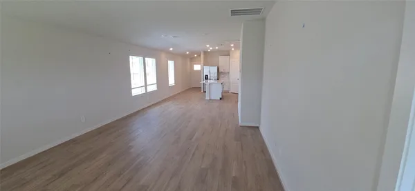 $2,000 | 271 Charles Rdg Drive, Montgomery, TX 77316