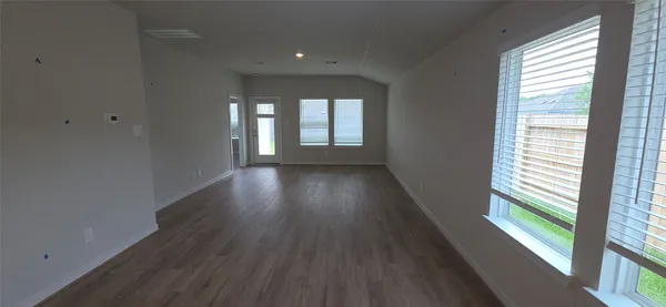 $2,000 | 271 Charles Rdg Drive, Montgomery, TX 77316