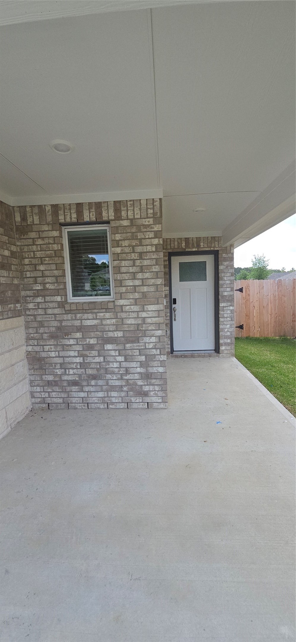 271 Charles Rdg Drive Montgomery, TX 77316 - Photo 6 of 24