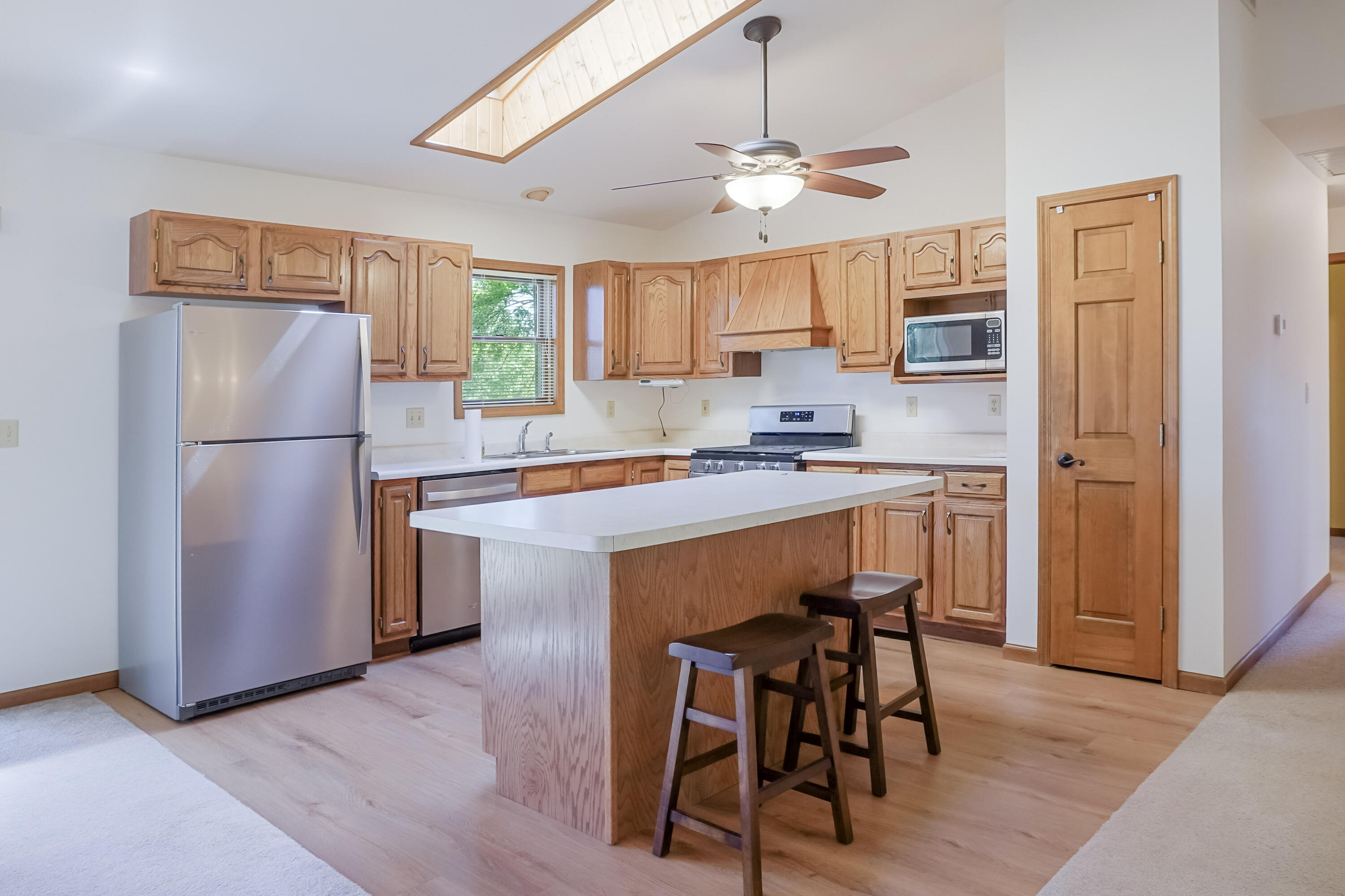 1530 Happy Valley Road Crown Point, IN 46307 - Photo 5 of 63 3000x2000