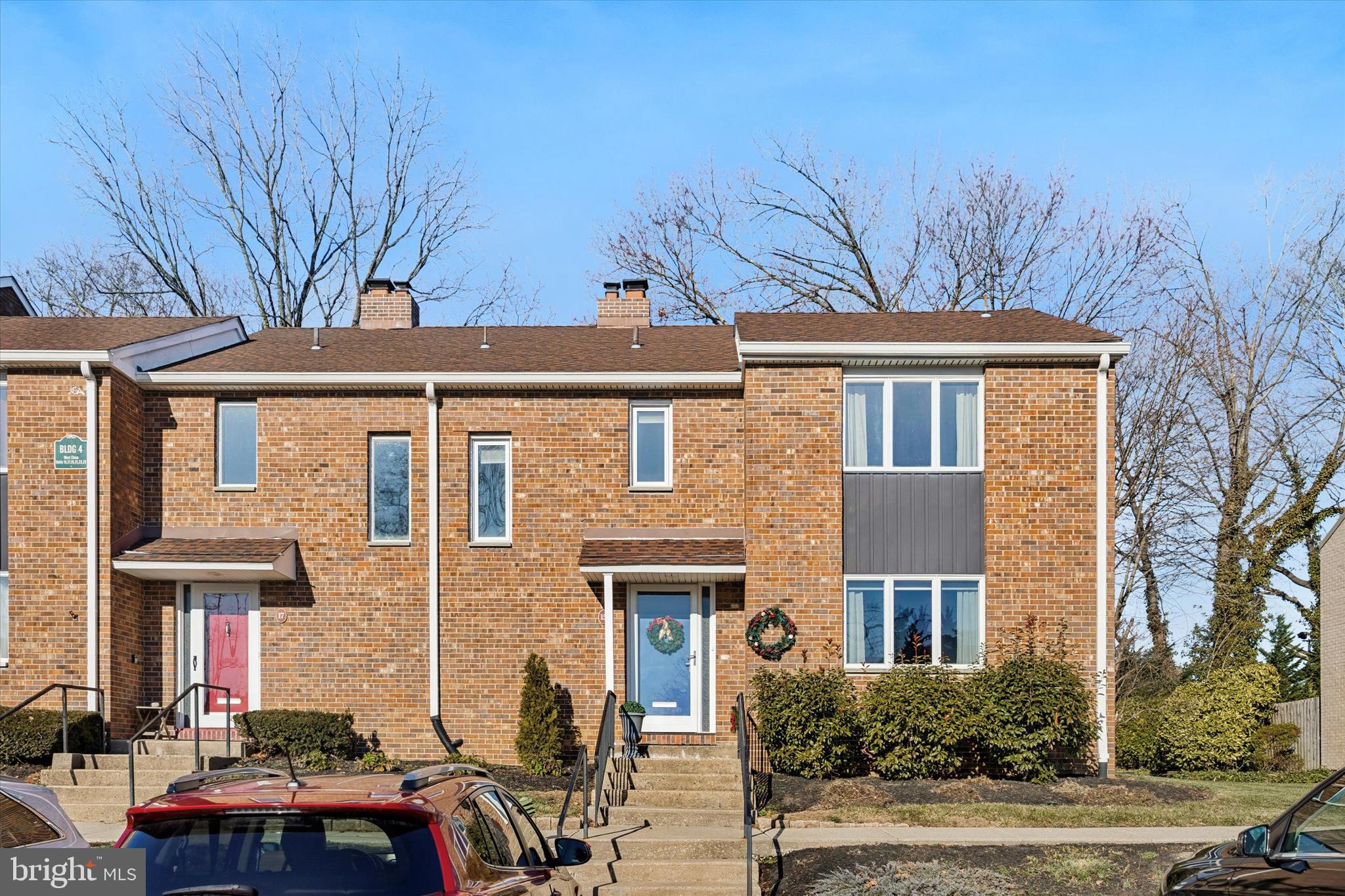 15 West Close Moorestown, NJ 08057 - Photo 3 of 25