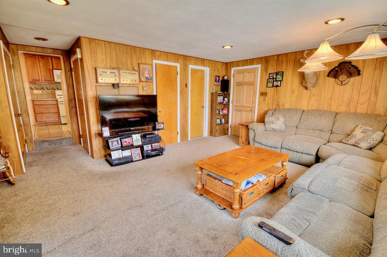 1430 Ashton Road Havertown, PA 19083 - Photo 12 of 24 Gallery Image 12