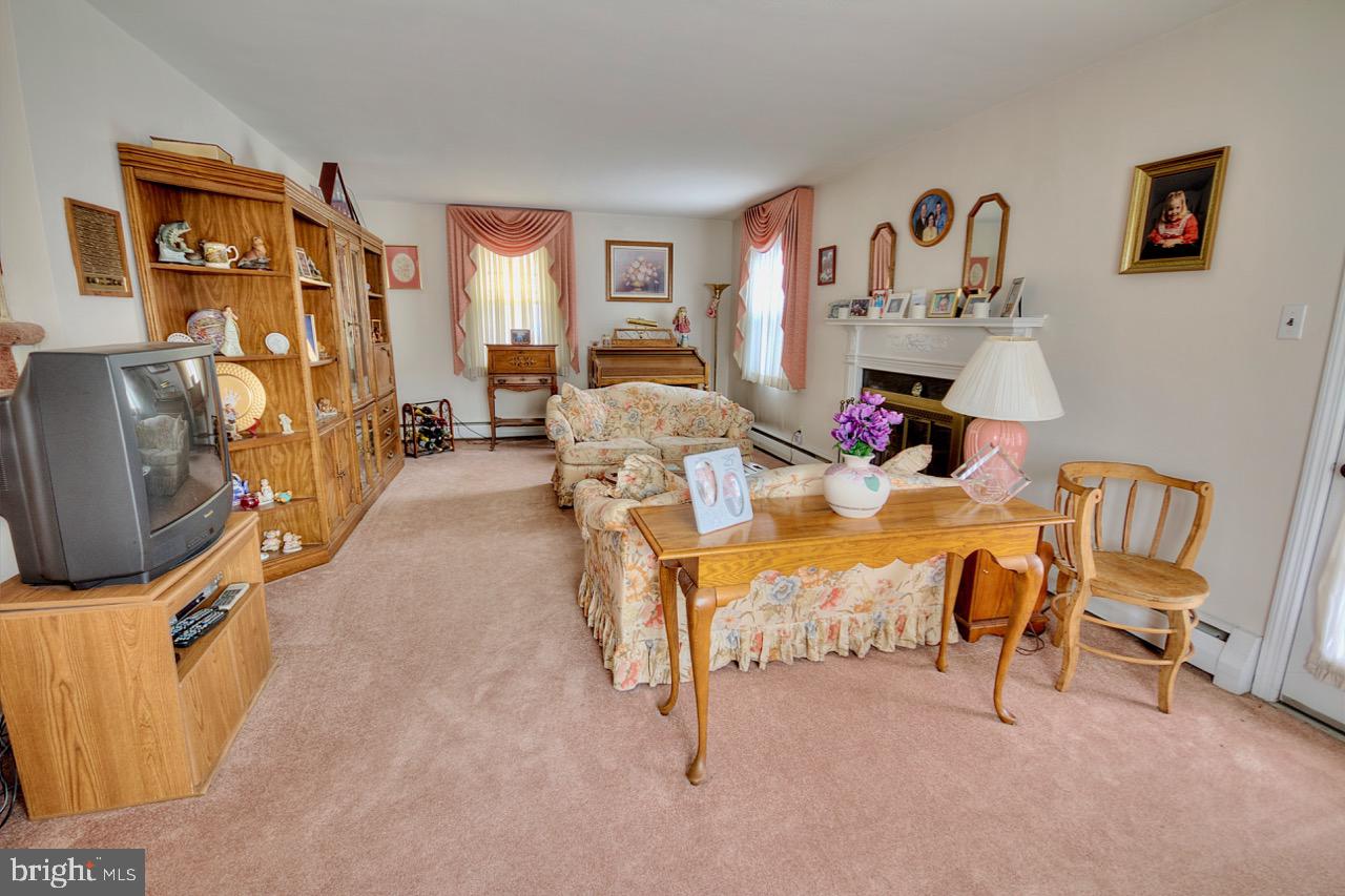 1430 Ashton Road Havertown, PA 19083 - Photo 5 of 24 Gallery Image 5