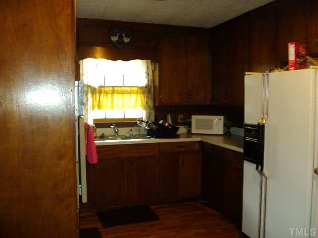 4000 Edgemont Road Wendell, NC 27591 - Photo 8 of 10 Kitchen