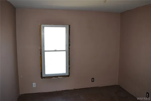 $59,999 | 8 Monroe Street, Hanover, NY 14136