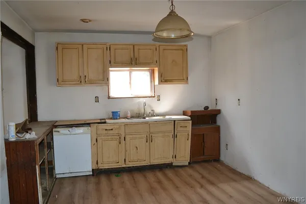 $59,999 | 8 Monroe Street, Hanover, NY 14136