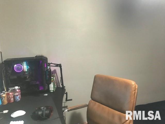 2156 East Converse Street Springfield, IL 62702 - Photo 6 of 19
