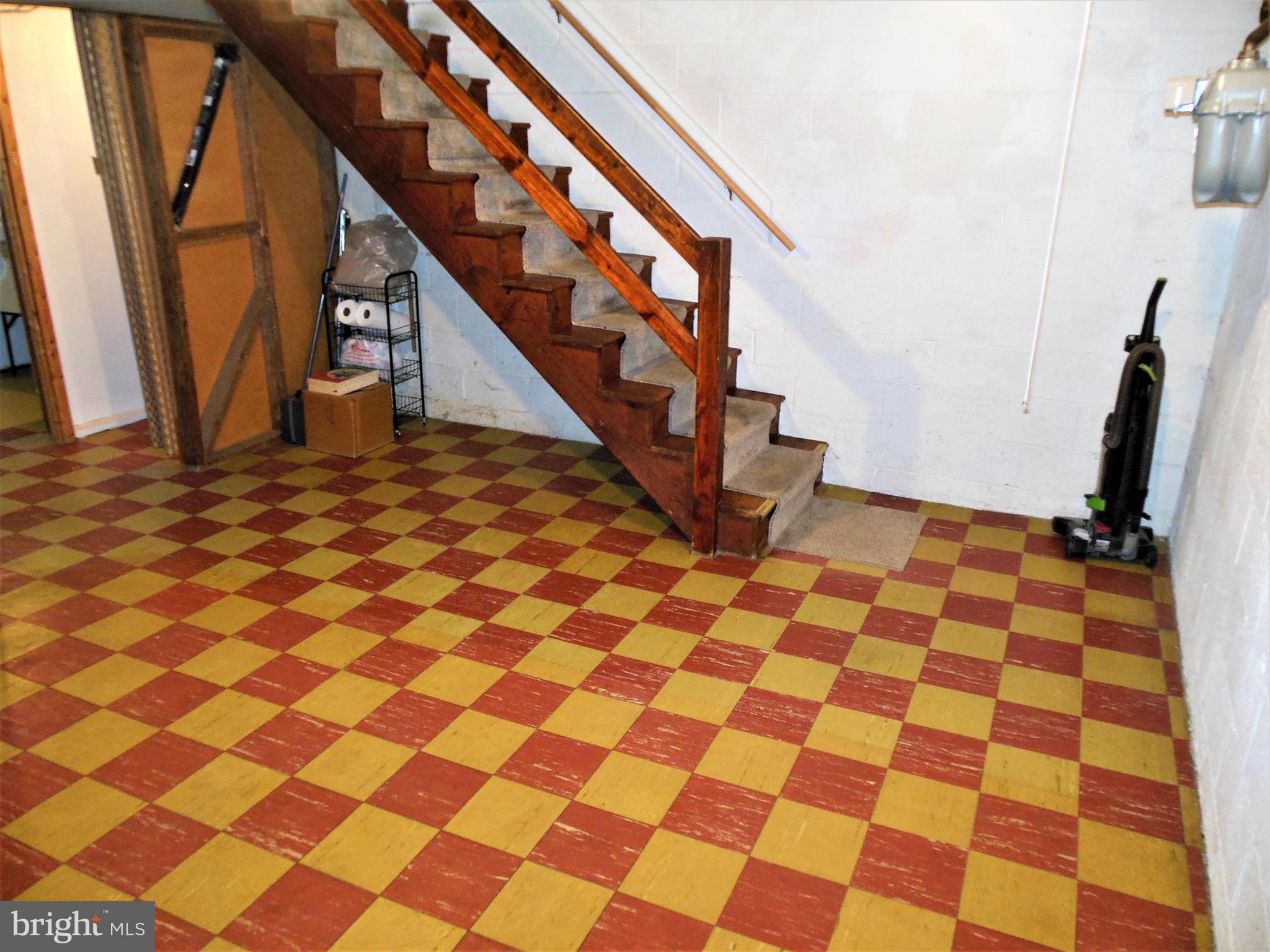 8018 Kimberly Road Baltimore, MD 21222 - Photo 44 of 57