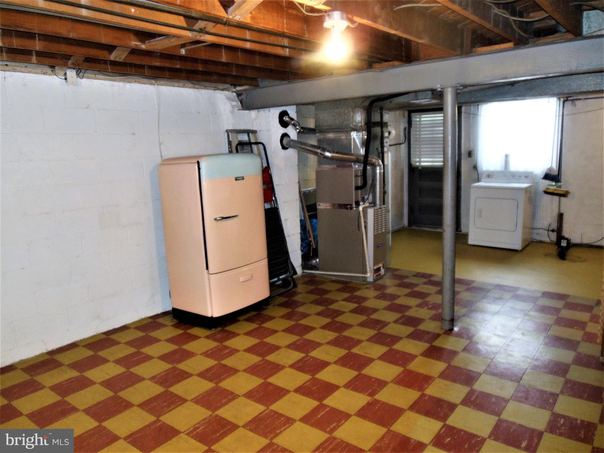 8018 Kimberly Road Baltimore, MD 21222 - Photo 46 of 57