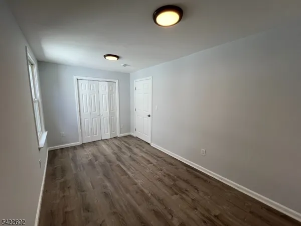 $2,200 | 389 Myrtle Avenue, Irvington, NJ 07111