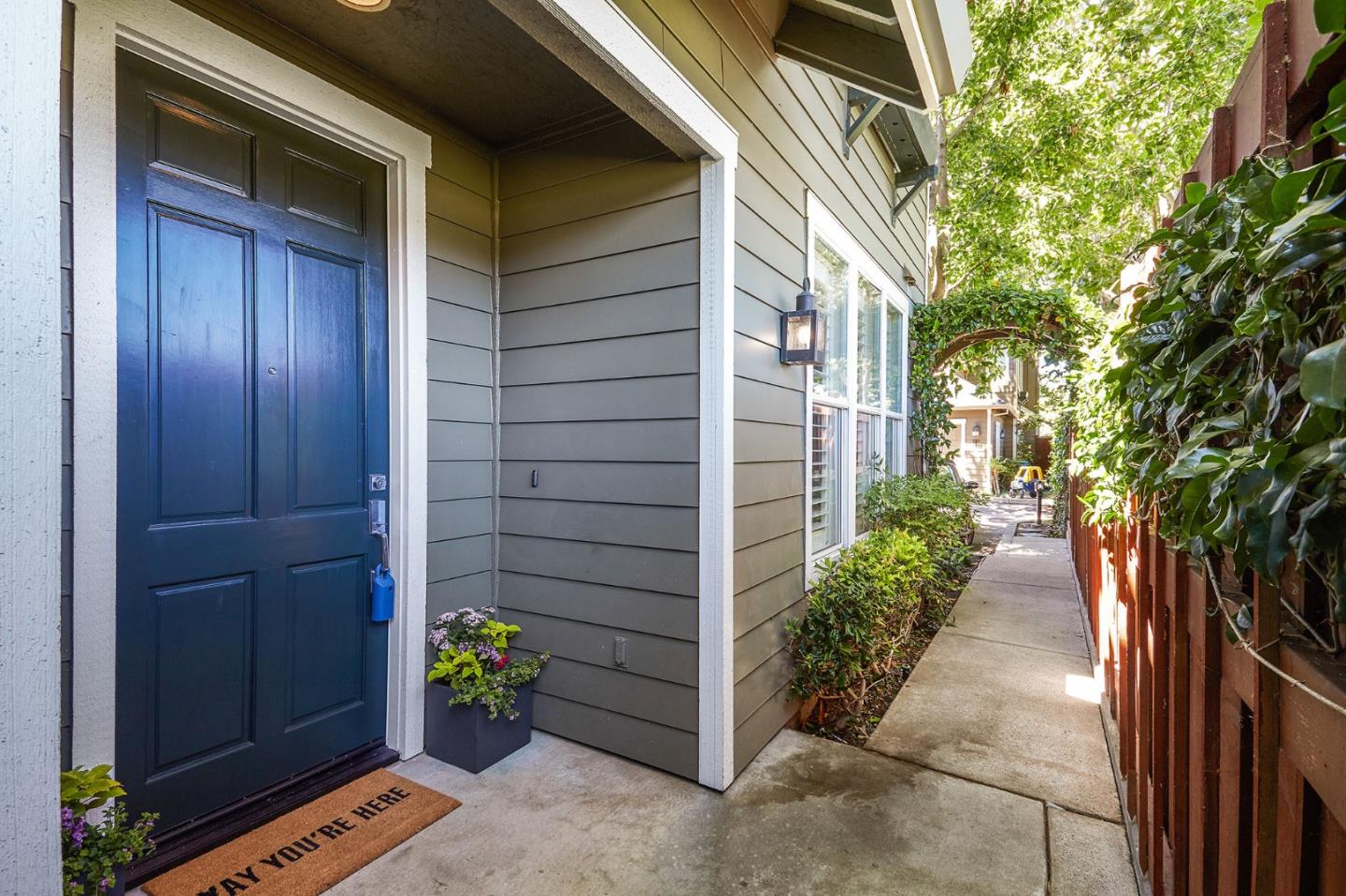 600 Willow Road, Unit 24 Menlo Park, CA 94025 - Photo 3 of 23