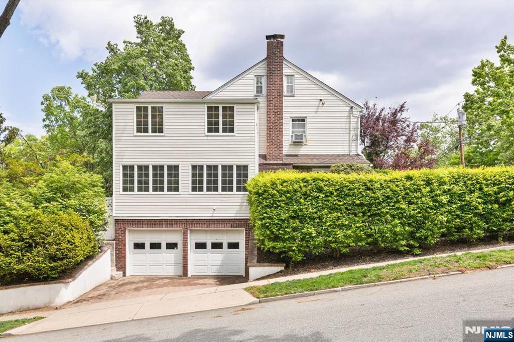 84 Raymond Avenue Rutherford, NJ 07070 - Photo 40 of 42
