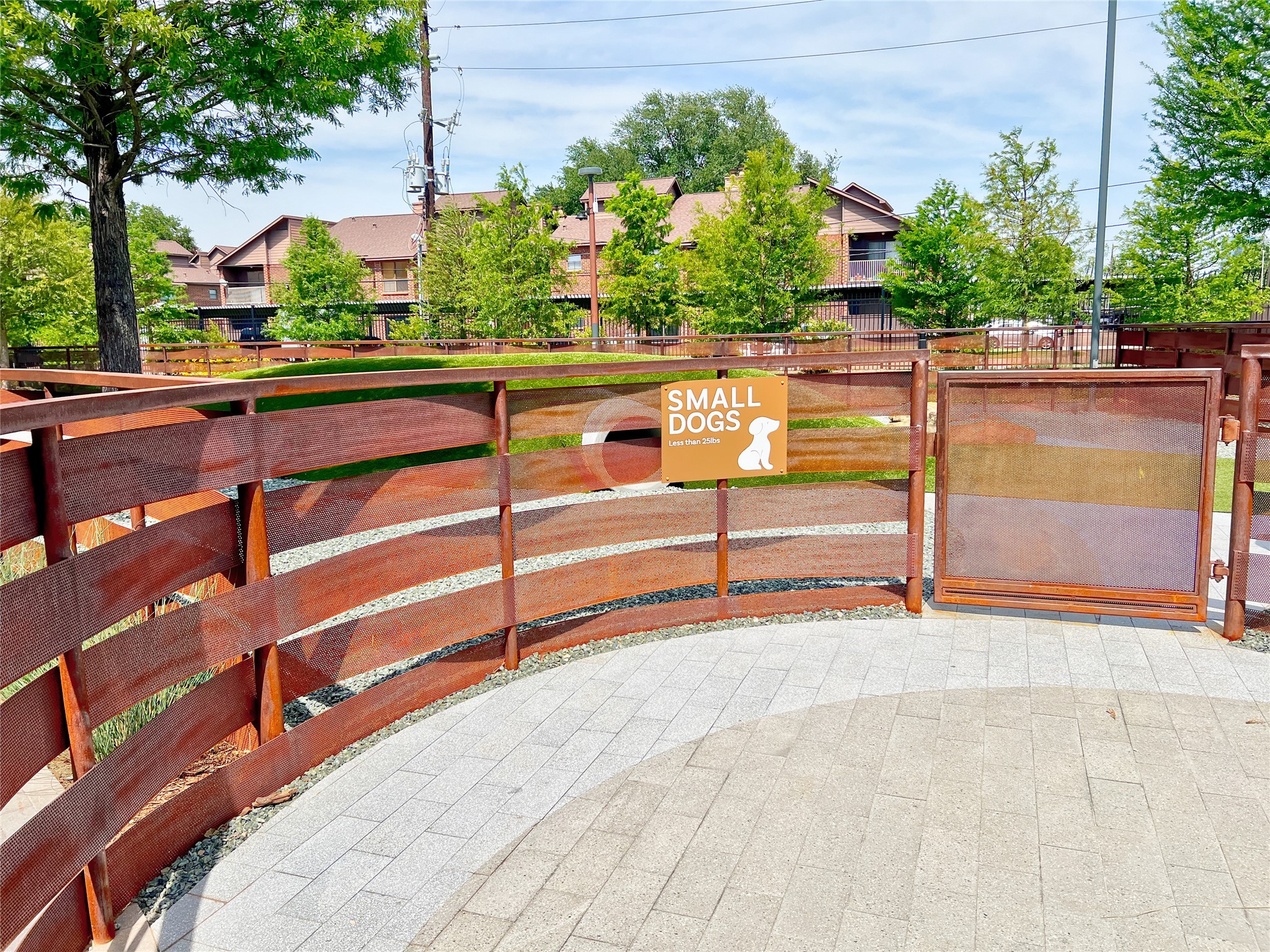 3130 Walnut Bend Lane, Unit 409 Houston, TX 77042 - Photo 24 of 30 DOG PARK
