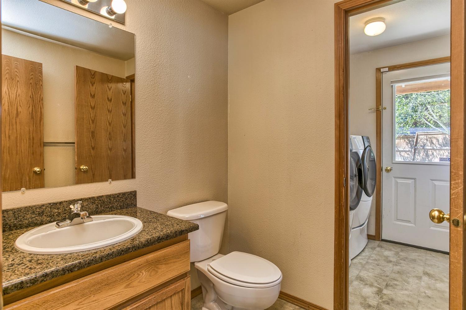 1919 Walnut Grove Lane Central Point, OR 97502 - Photo 14 of 29 Additional Photo