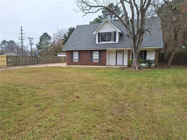 $184,999 | 103 Camellia Lane, Pineville, LA 71360