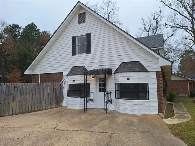$184,999 | 103 Camellia Lane, Pineville, LA 71360