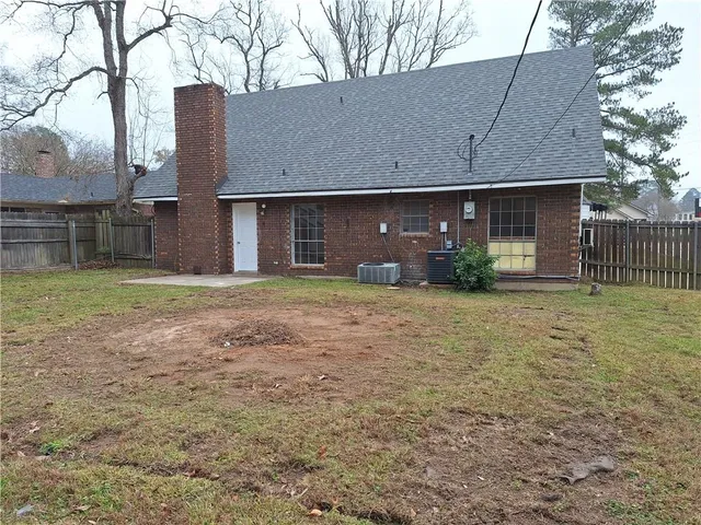 $184,999 | 103 Camellia Lane, Pineville, LA 71360