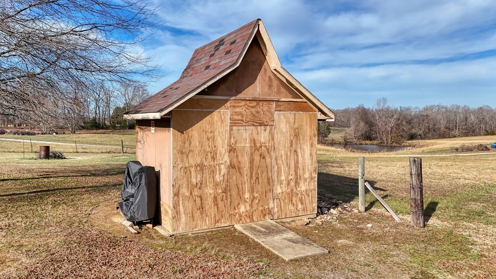 628 Tom White Road Big Sandy, TN 38221 - Photo 23 of 28 Gallery Image 23