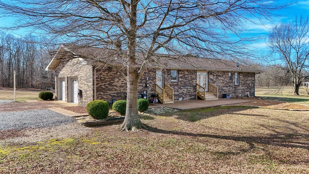 628 Tom White Road Big Sandy, TN 38221 - Photo 6 of 28 Gallery Image 6